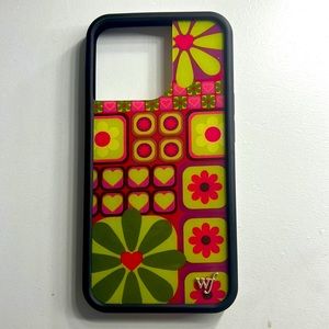 Wildflower case iPhone 13 pro